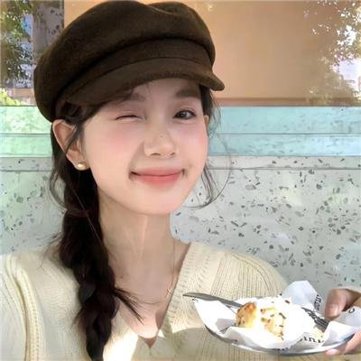叫费德里柯多么奇怪